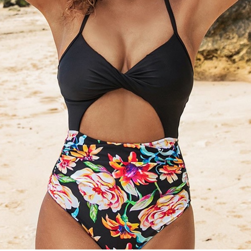 Cupshe Black & Floral Split One Piece Swimsuit